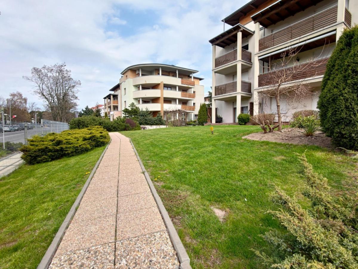 Komfortowy Apartament Dwupokojowy Z Tarasem I Garaz Ustka Eksteriør bilde